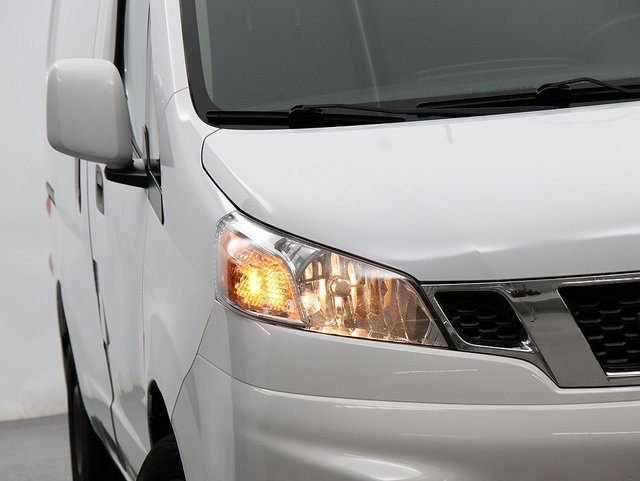 2020 Nissan NV200 SV photo 4