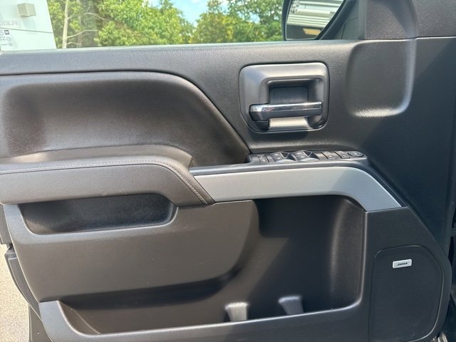 2017 Chevrolet Silverado 1500 LT photo 17