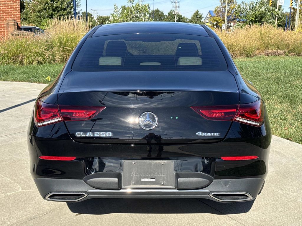 2023 Mercedes Benz CLA 250 4MATIC photo 4