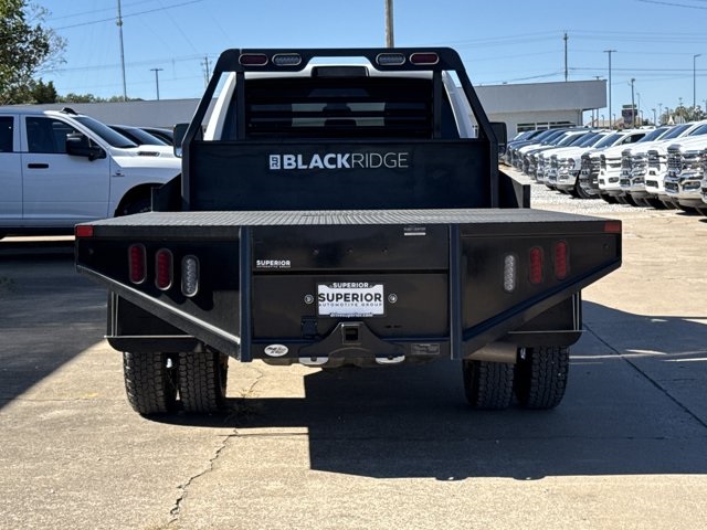 2024 Ram 3500 SLT photo 4