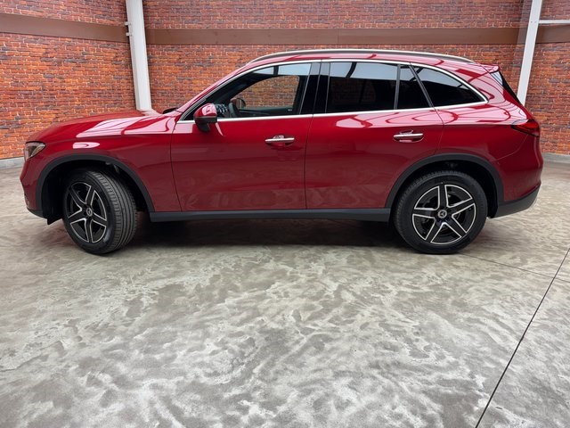 2026 Mercedes Benz GLC 300 4MATIC photo 2