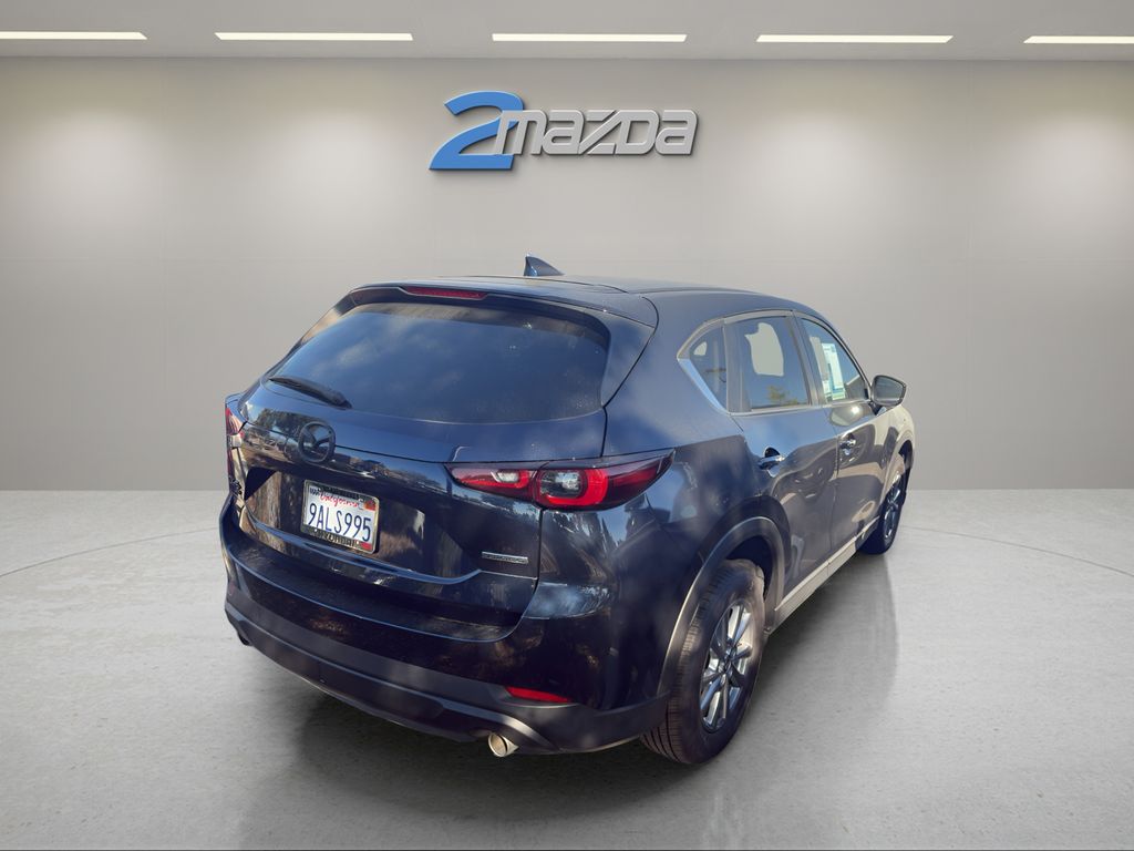 2022 Mazda CX-5 2.5 Select photo 6