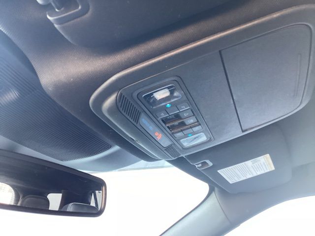 2022 Ford Explorer ST photo 27
