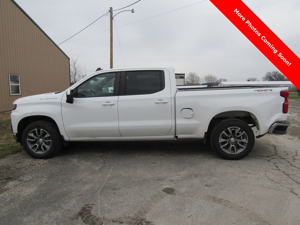 Used 2021 Chevrolet Silverado 1500 LT with VIN 1GCUYDET3MZ354178 for sale in Kansas City