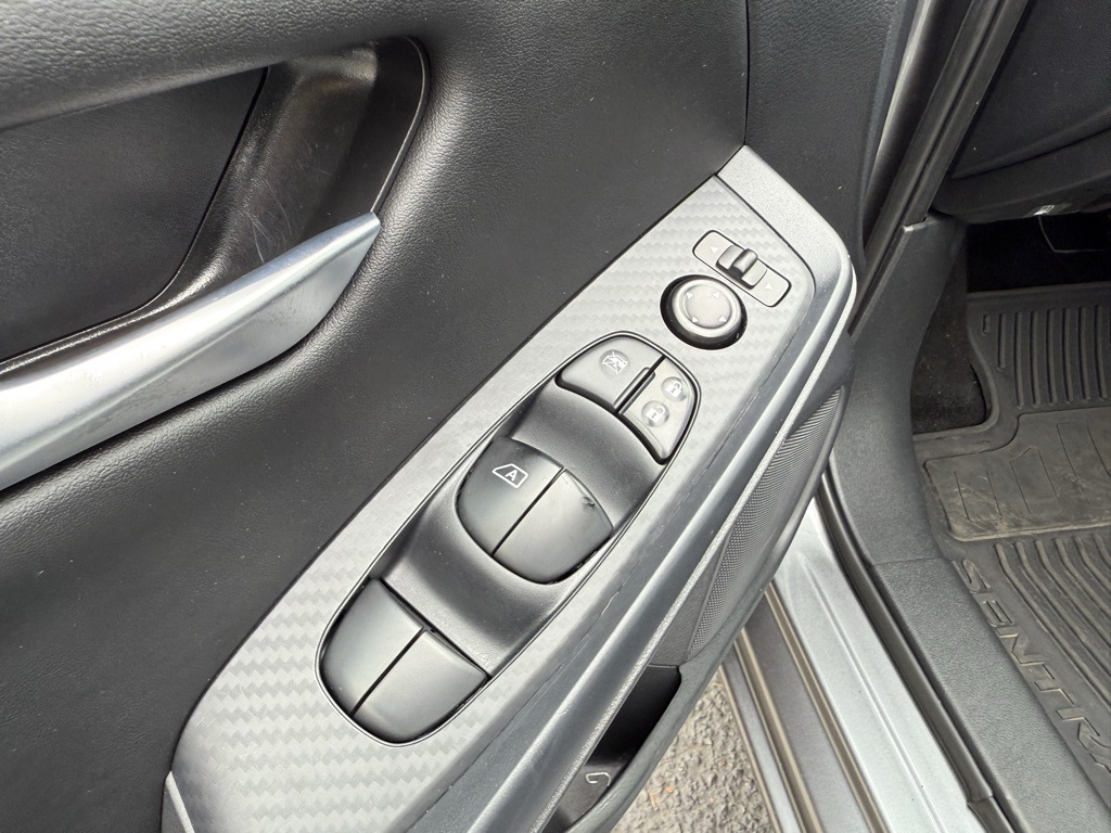 2022 Nissan Sentra S photo 20