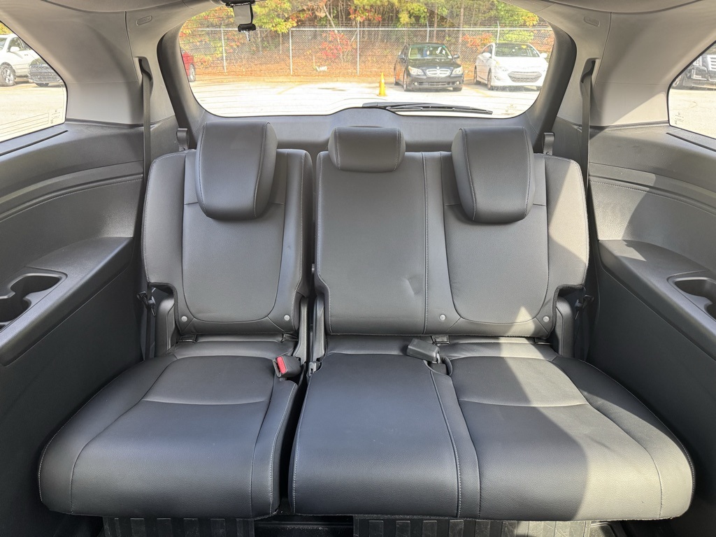 2024 Honda Odyssey Touring photo 5
