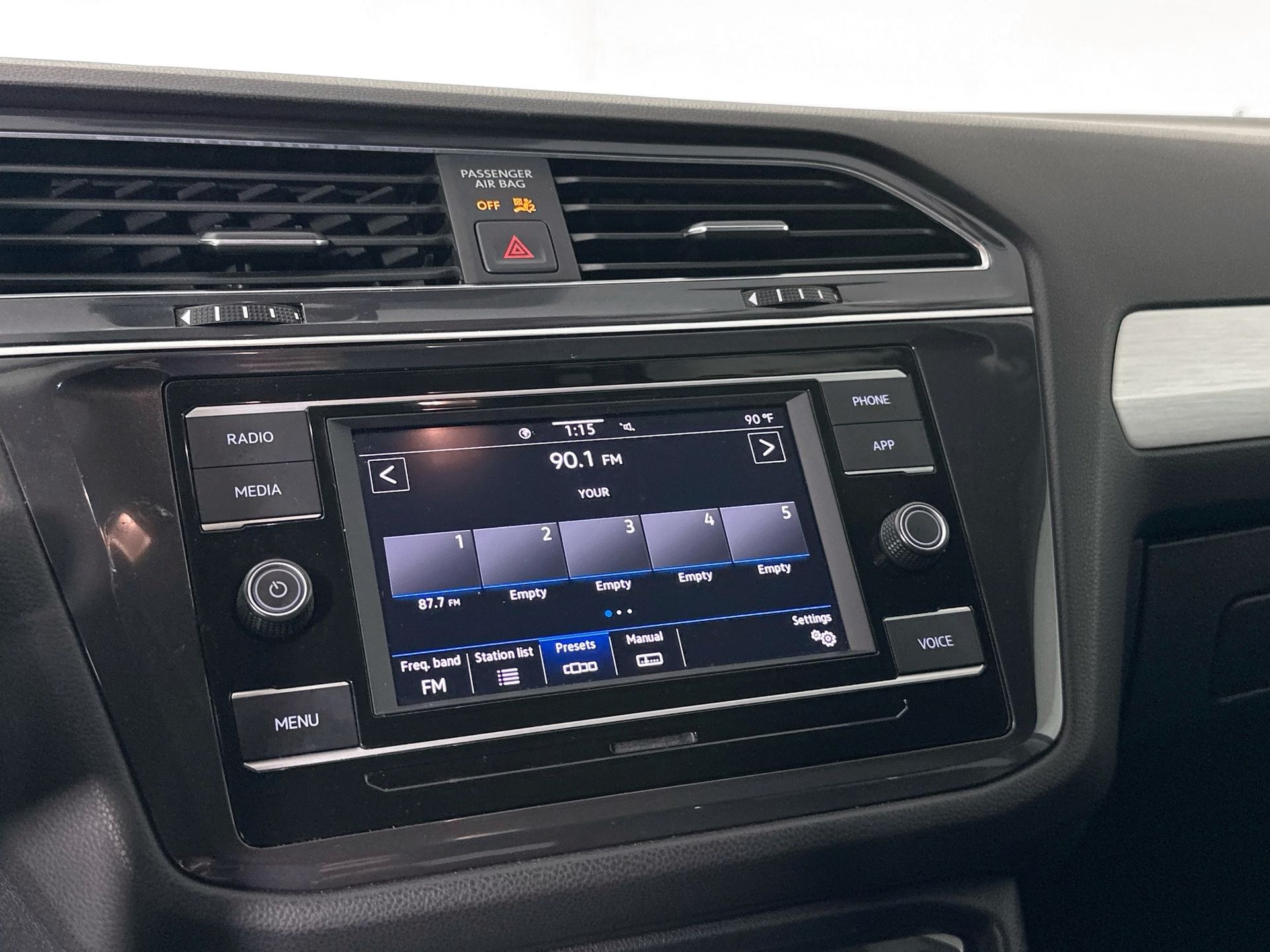 2021 Volkswagen Tiguan S photo 12