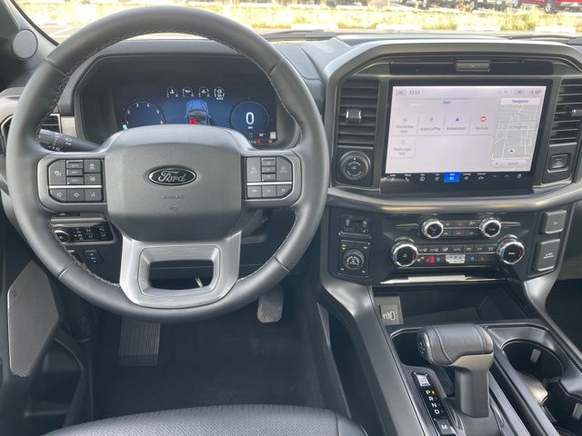 2025 Ford F-150 Lariat photo 4