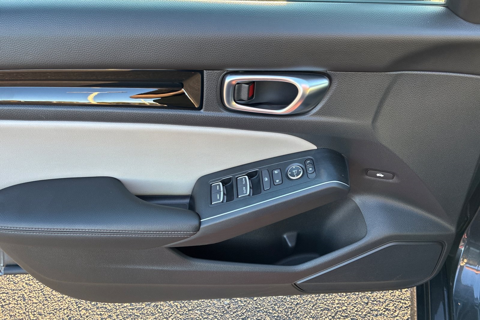 2024 Honda Civic Touring photo 10