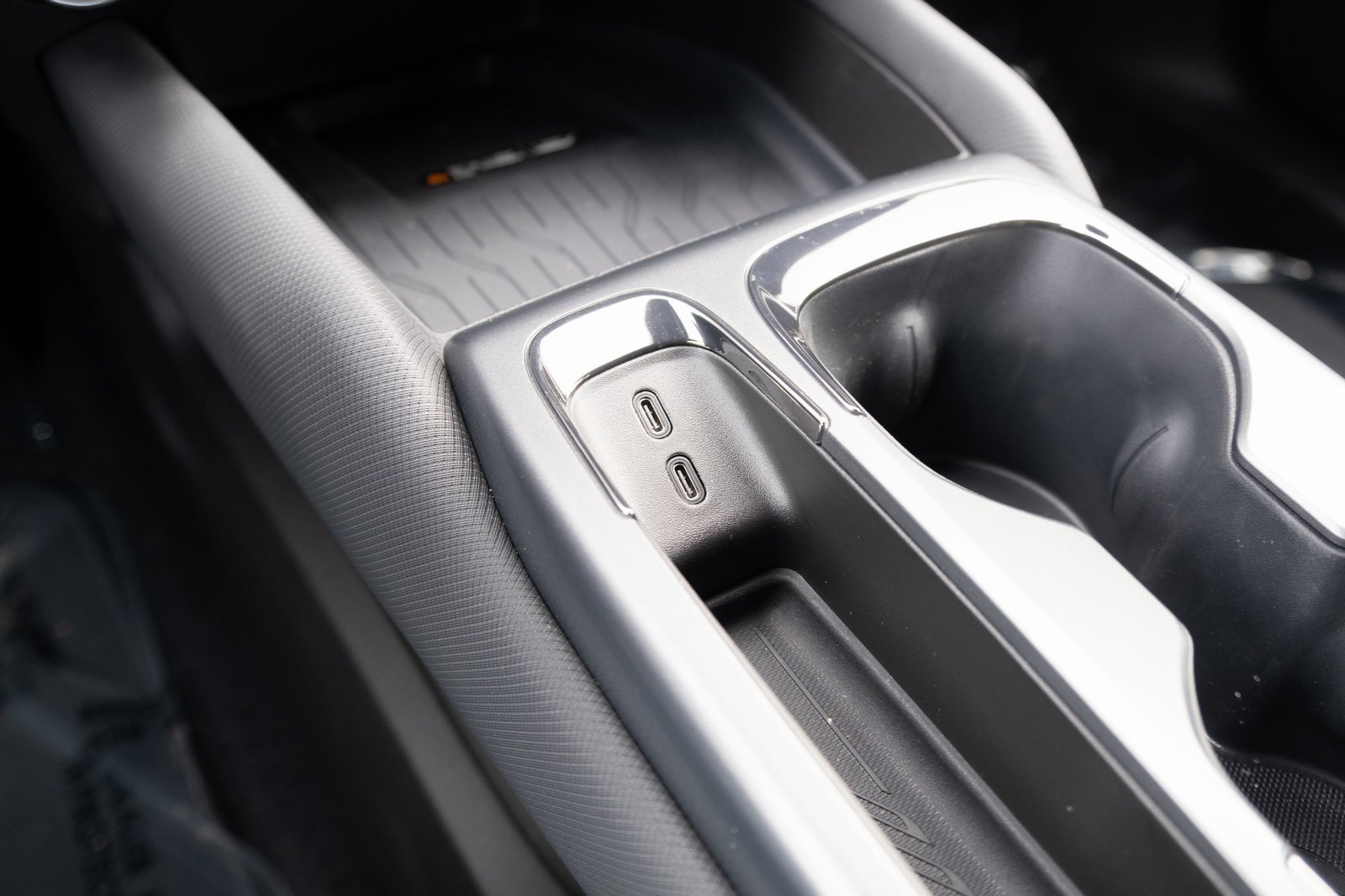 2025 Chevrolet Equinox EV 3RS photo 4