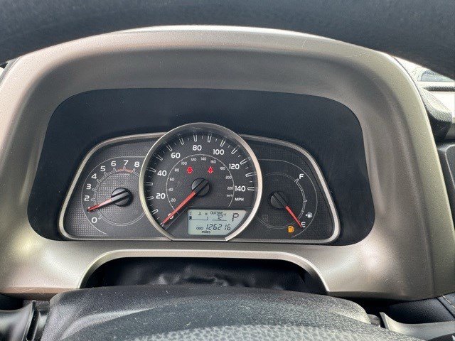 2015 Toyota RAV4 XLE photo 12