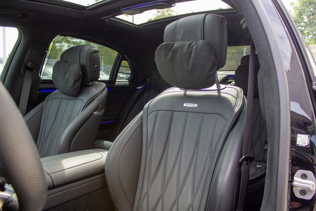 2025 Mercedes Benz S 63 e AMG 4MATIC photo 12