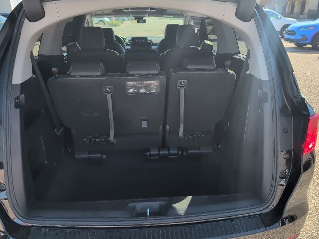 2024 Honda Odyssey Touring photo 9