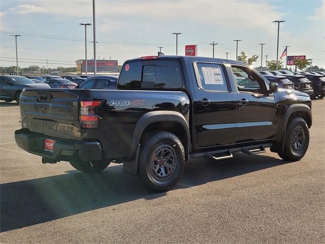 2026 Nissan Frontier Crew Cab PRO-4X photo 3