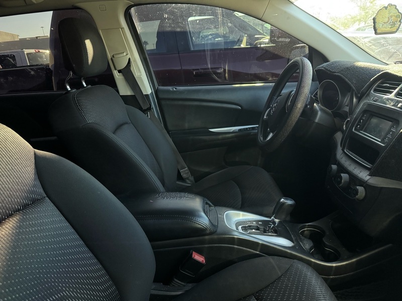 2019 Dodge Journey SE photo 2