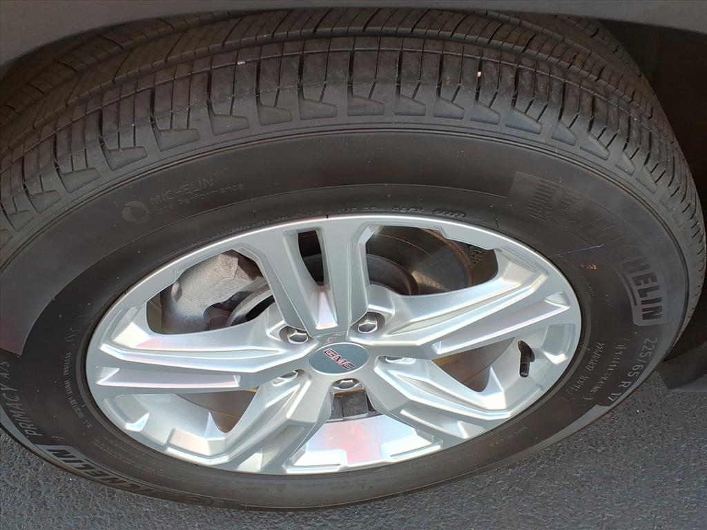 2024 Gmc Terrain SLE photo 9