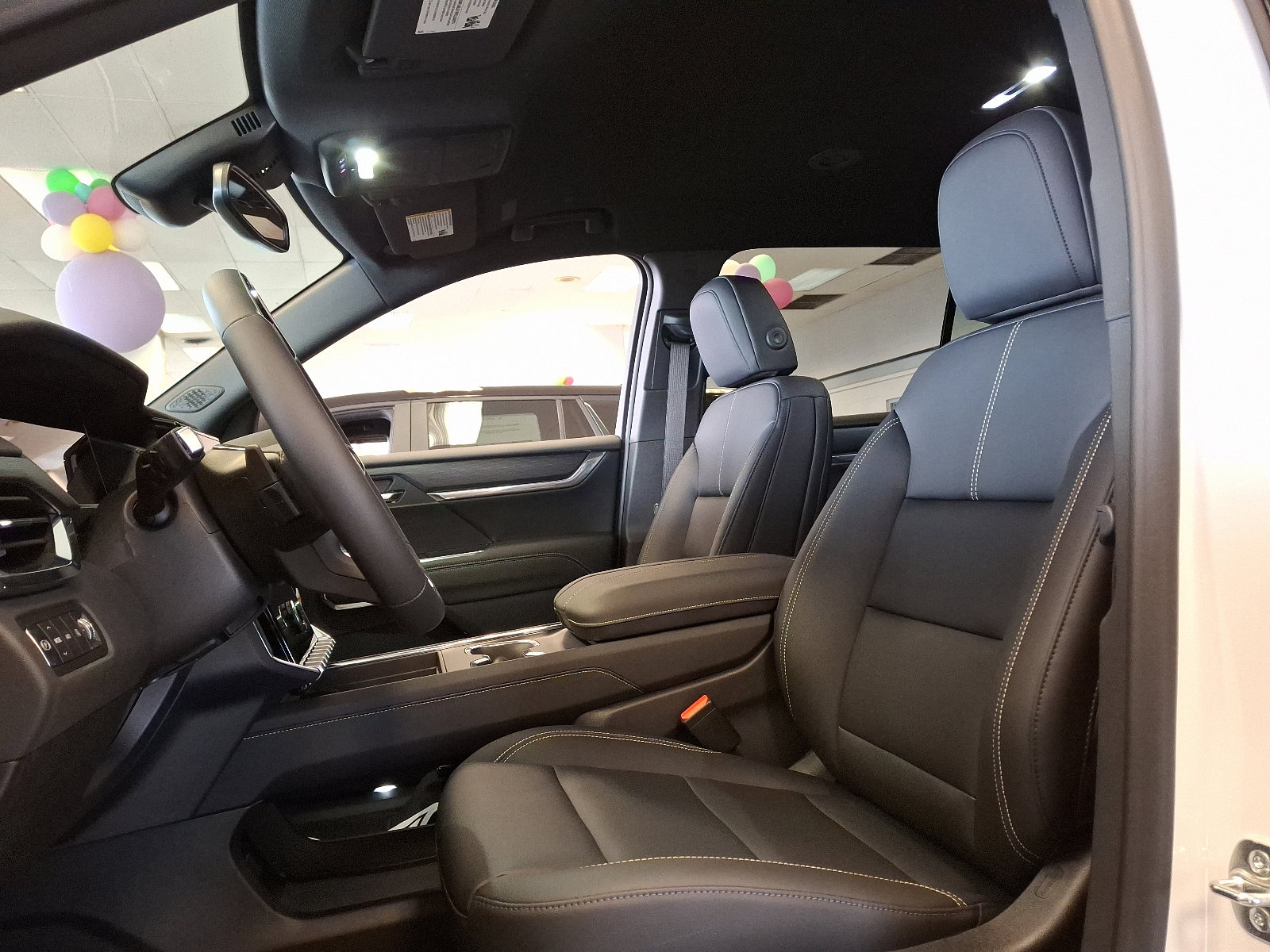 2025 Gmc Acadia Elevation photo 6