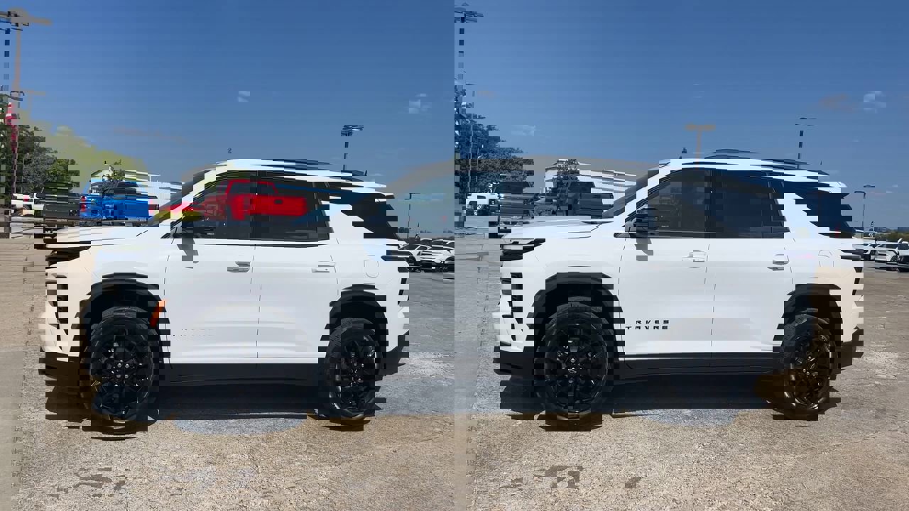 2026 Chevrolet Traverse photo 4