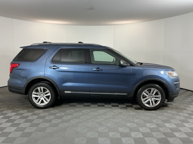 2019 Ford Explorer XLT photo 4