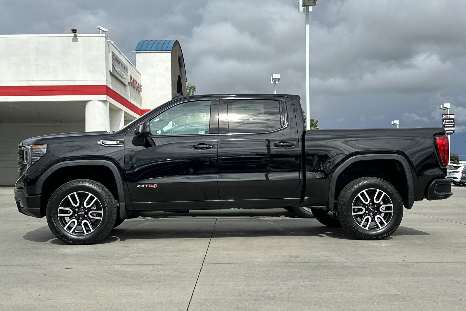 2026 Gmc Sierra 1500 AT4 photo 3
