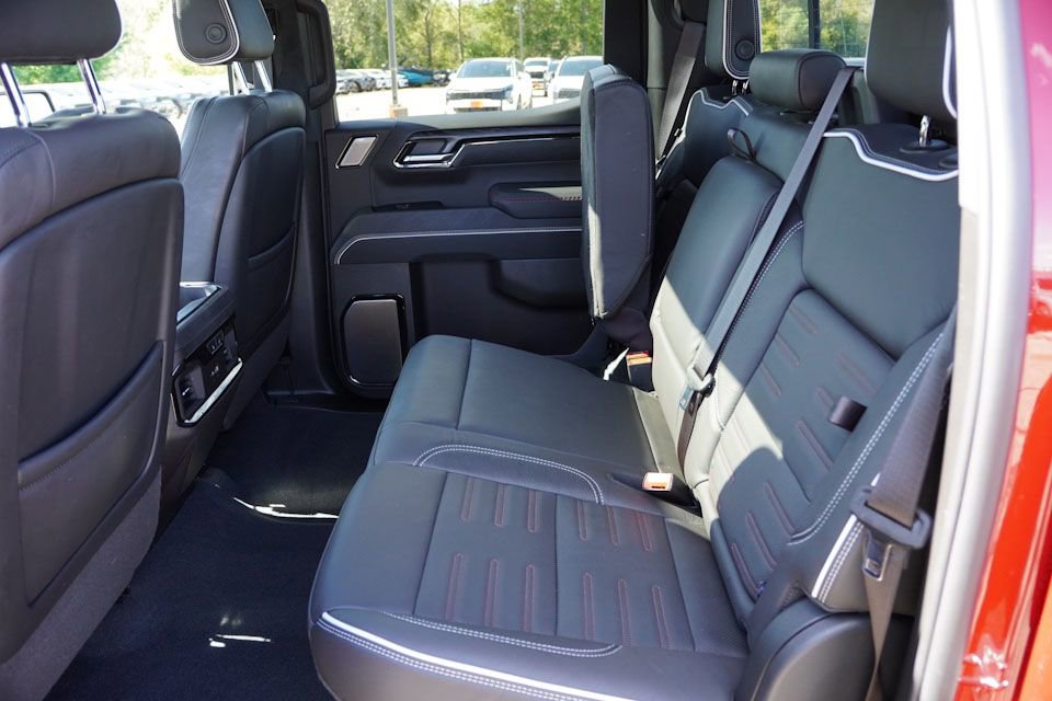 2024 Gmc Sierra 1500 AT4X photo 18