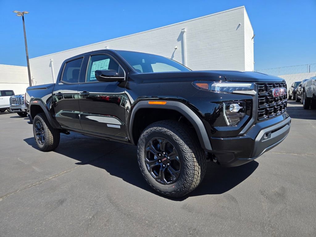 2025 GMC Canyon Elevation's photo