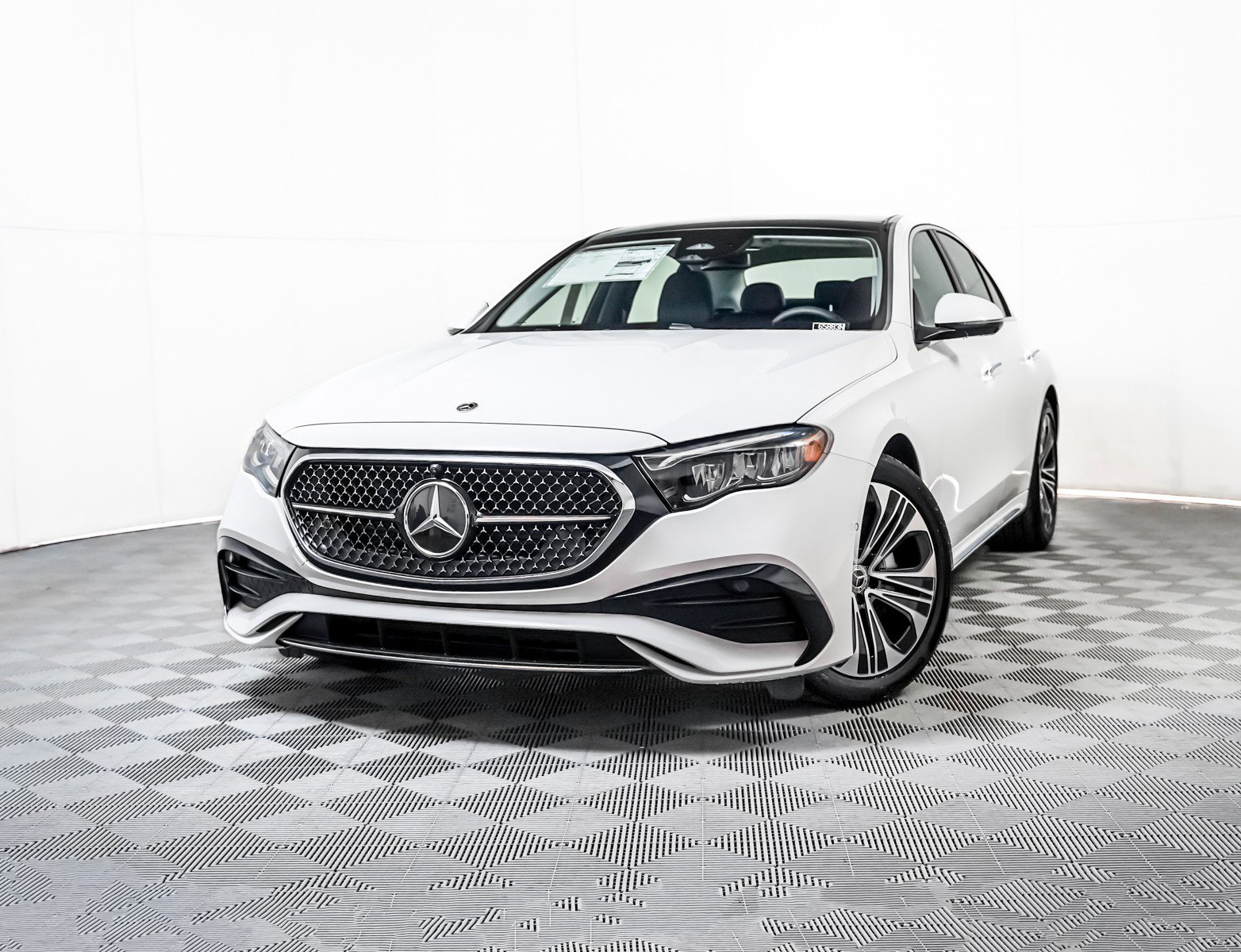 2026 Mercedes-Benz E-Class E 350's photo