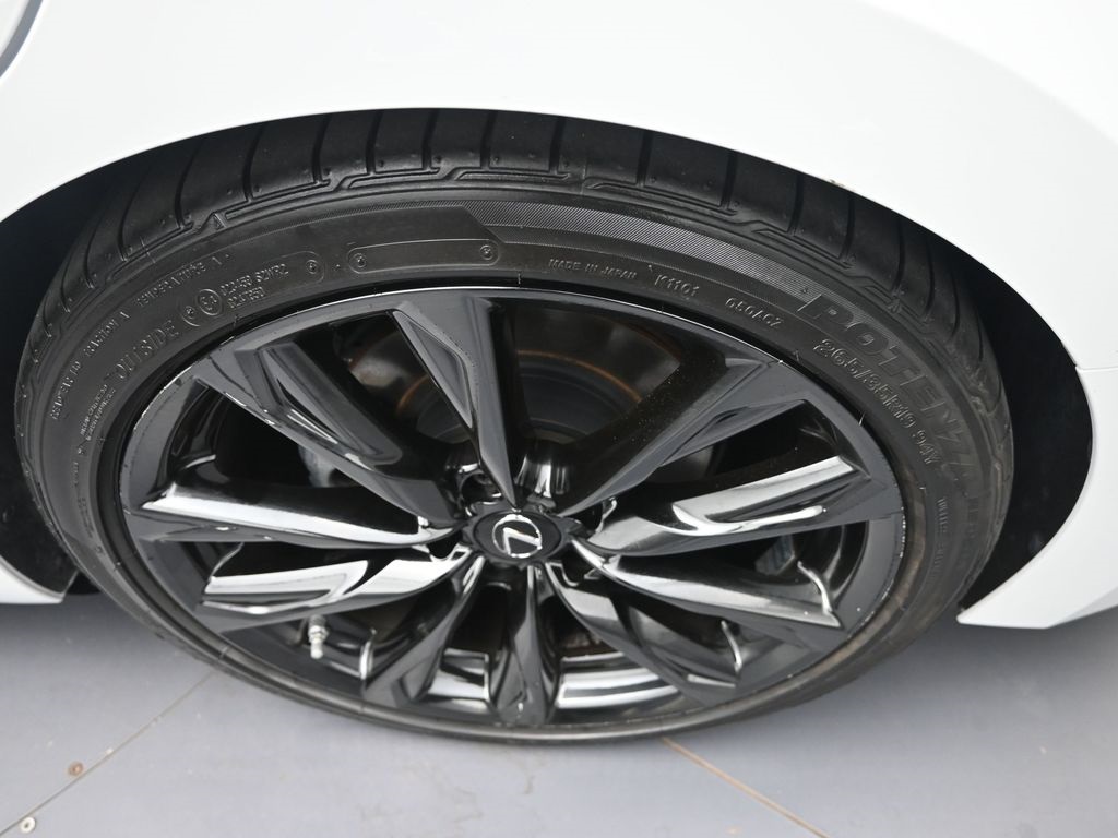 2021 Lexus IS 350 F SPORT photo 7