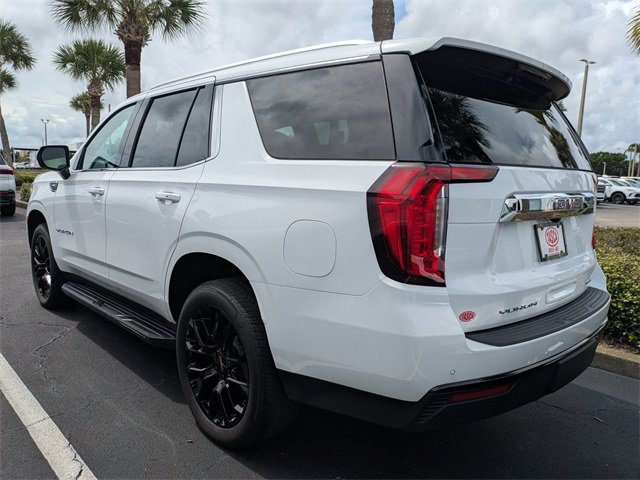 2023 Gmc Yukon SLE photo 2