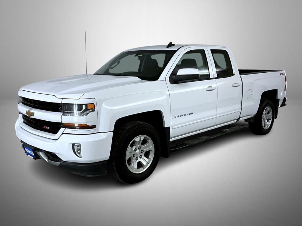 2017 Chevrolet Silverado 1500 LT's photo