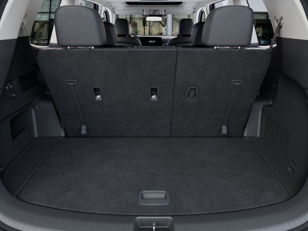 2025 Kia Telluride S photo 17