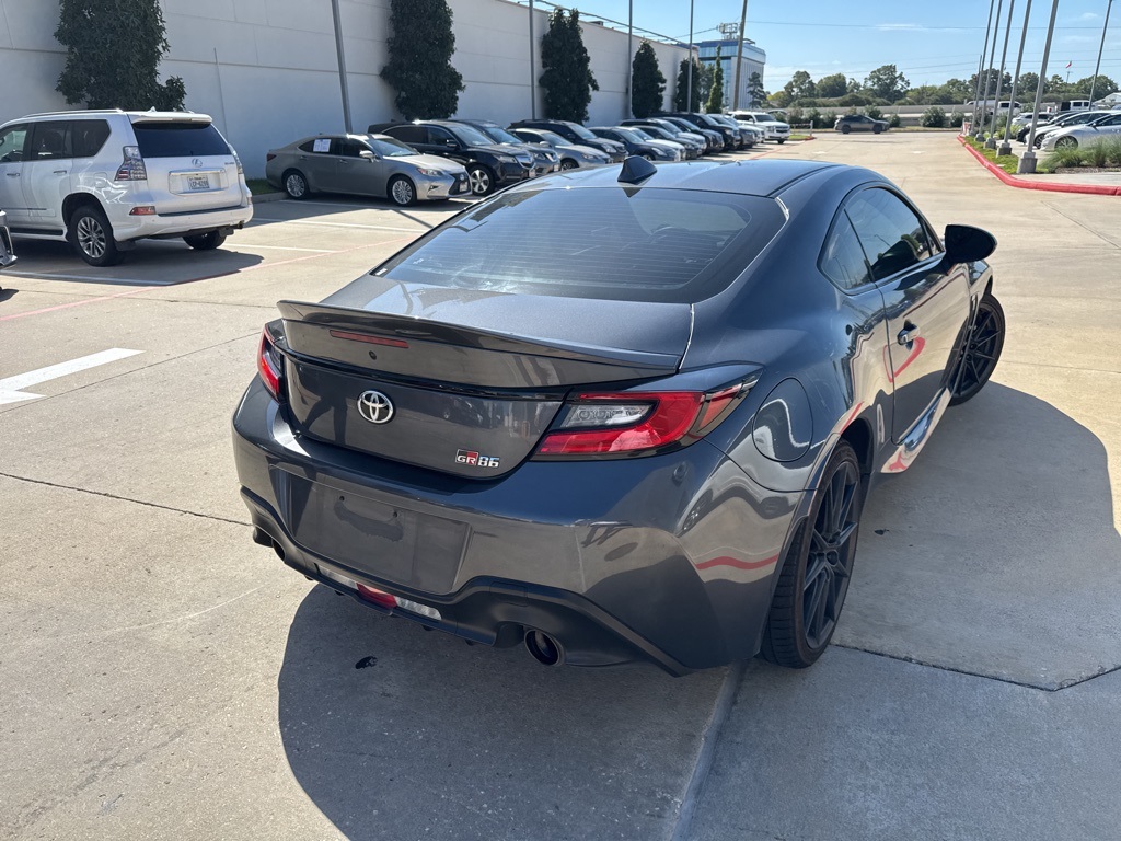 2024 Toyota GR86 Premium photo 3
