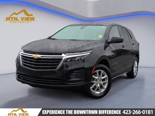 2023 Chevrolet Equinox LS's photo