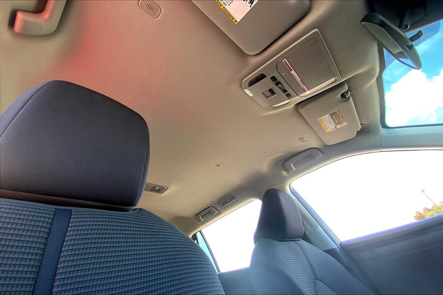 2024 Toyota Highlander LE photo 13