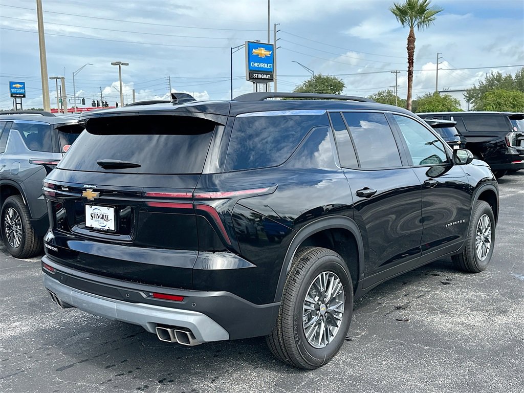2026 Chevrolet Traverse photo 4