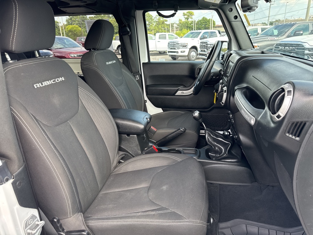 2017 Jeep Wrangler Rubicon photo 18