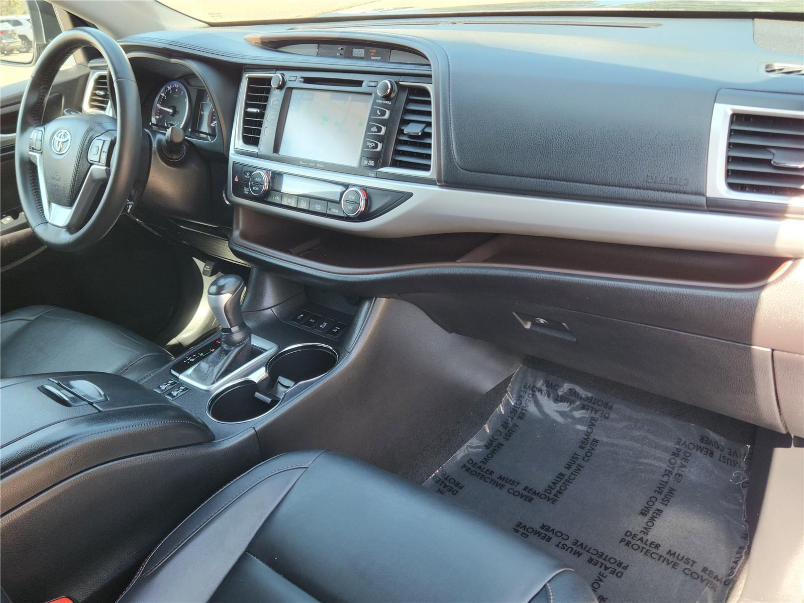 2016 Toyota Highlander Base Hybrid photo 13