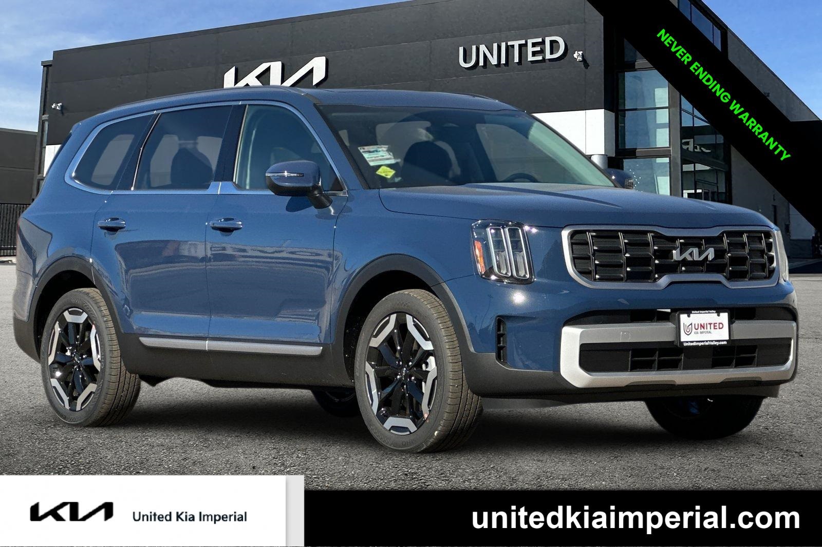 2025 Kia Telluride S's photo