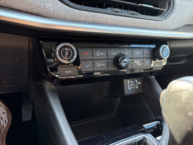 2022 Jeep Compass Latitude photo 25