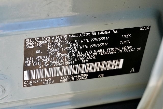 Used 2021 Gray Toyota XLE image 31