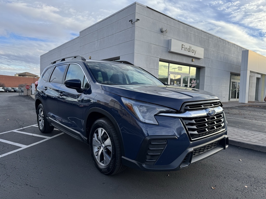 2025 Subaru Ascent Premium's photo