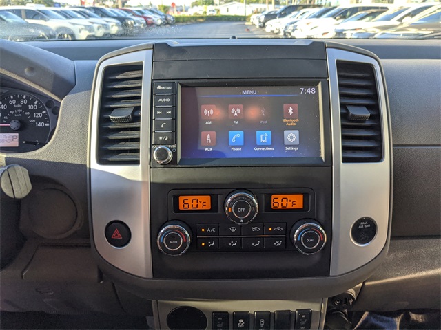 2021 Nissan Frontier SV photo 11