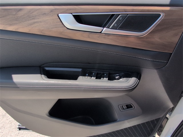 2026 Volkswagen Atlas SE Technology photo 9