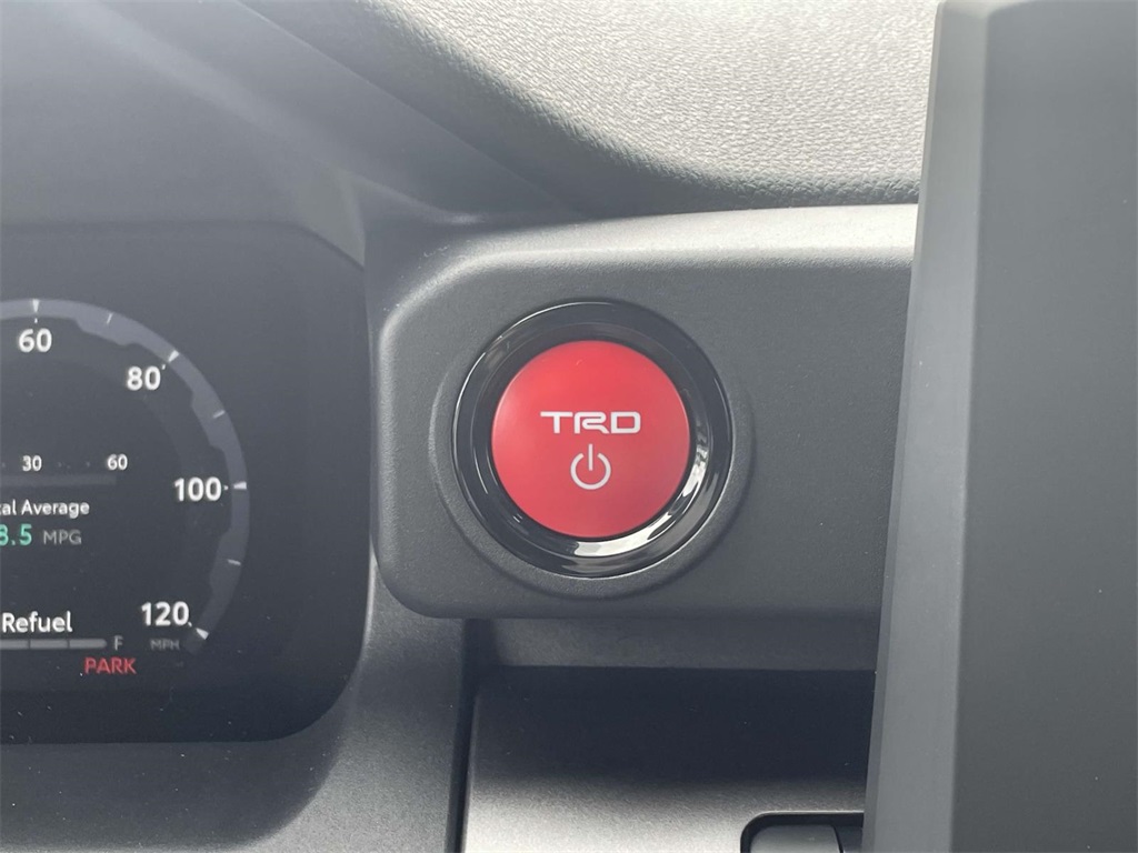 2025 Toyota 4Runner TRD Off-Road photo 21