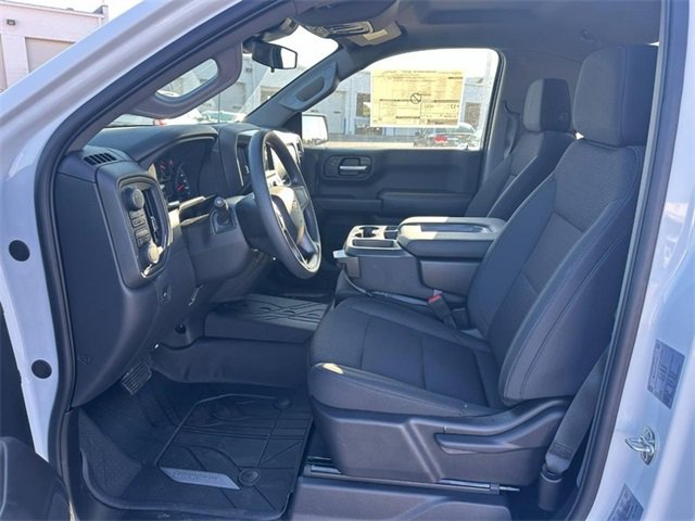 2026 Chevrolet Silverado 1500 photo 4