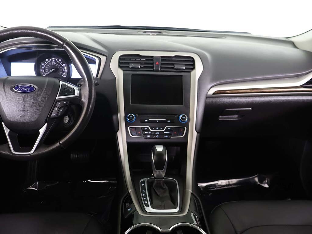 2016 Ford Fusion SE photo 33