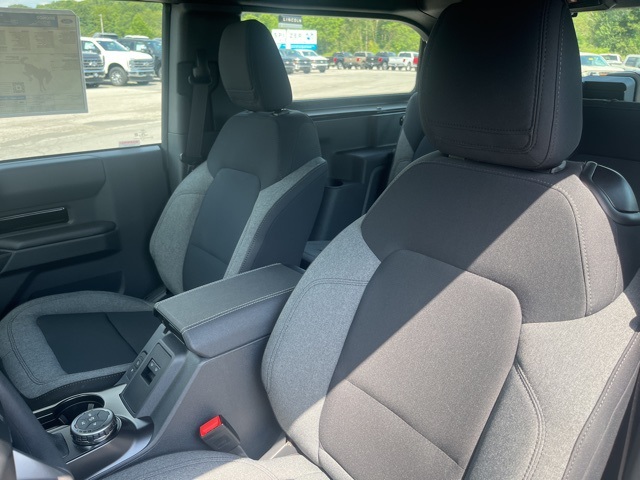 2025 Ford Bronco Base photo 10
