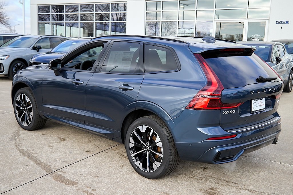 2026 VOLVO XC60 - Image 6