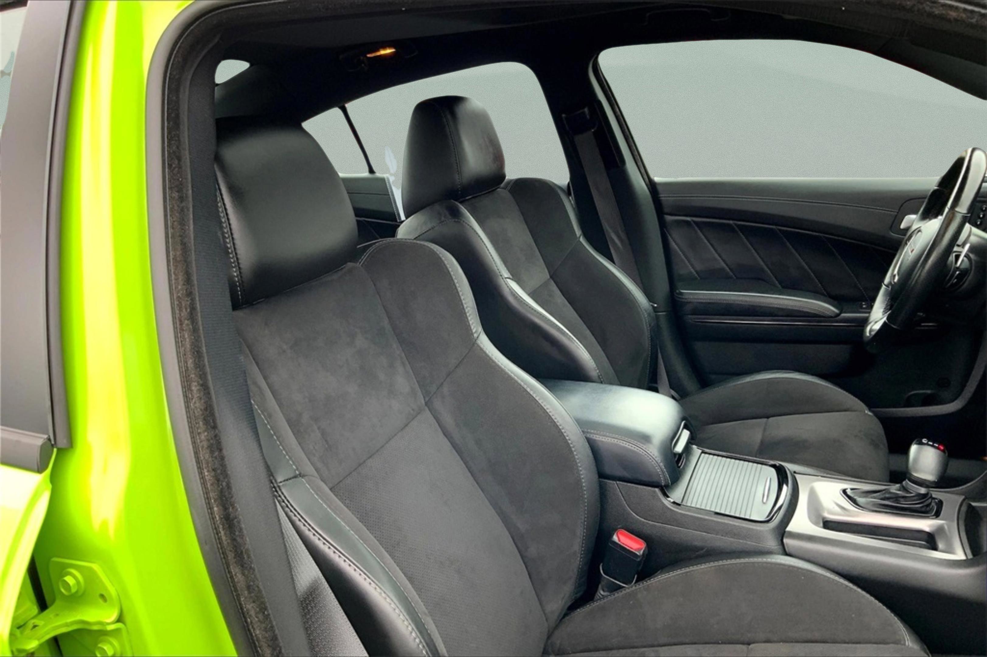 2023 Dodge Charger R/T photo 9