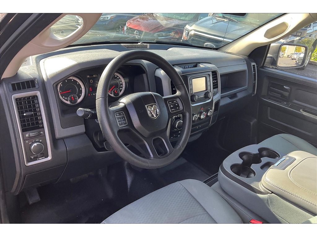 2016 Ram 1500 Tradesman photo 13